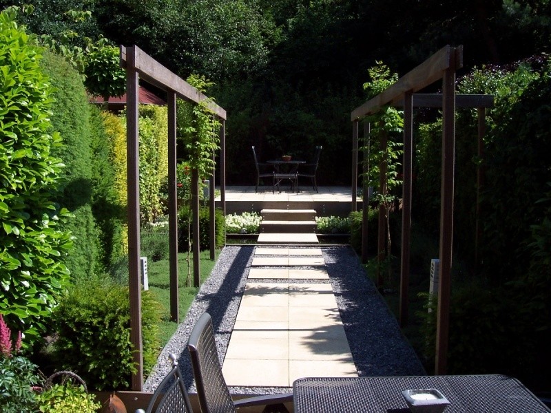 Moderne tuin in de Bijvanck te Blaricum