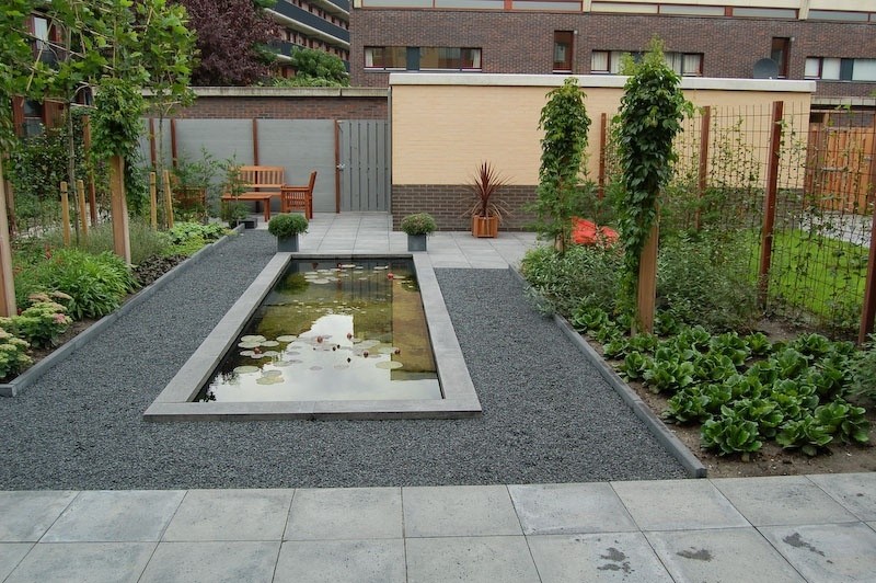 Moderne tuin bij Drukkerijlaan te Delft