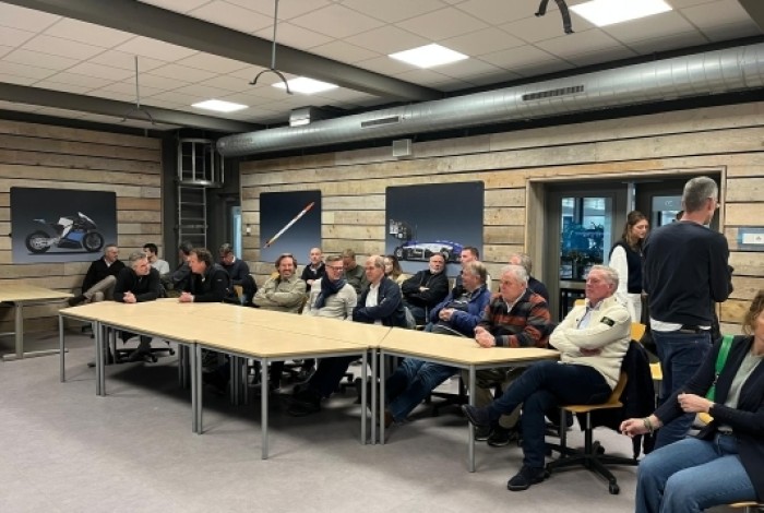 Zakenclub Huizen op bezoek bij TU Delft